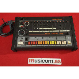 ROLAND TR-808